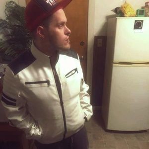 Meet your Posher, Eric